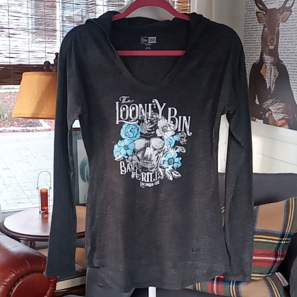 𝅺LACONIA NH top